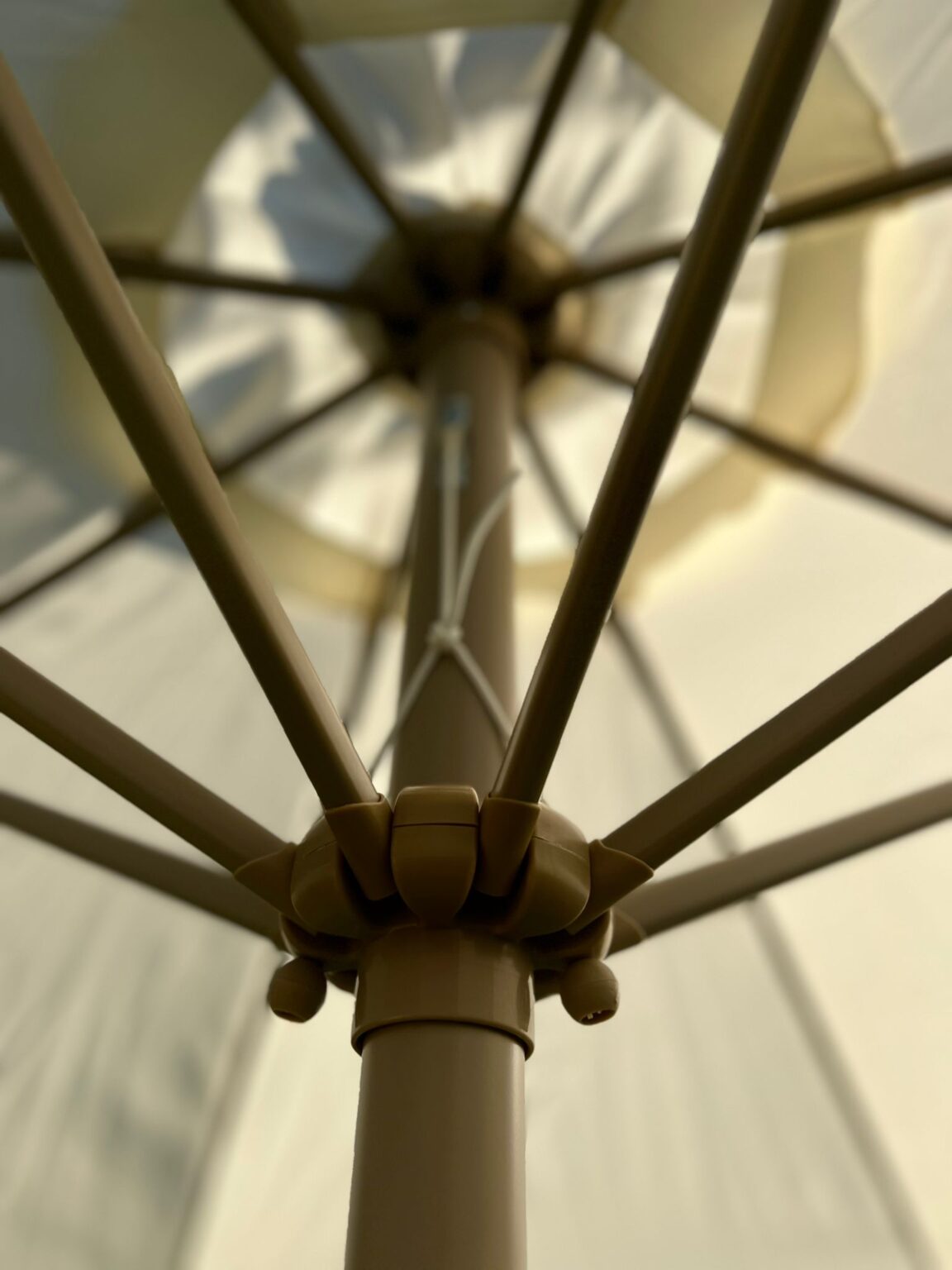 Large 3m Winding Parasol Best Value! Kingsley Smythe